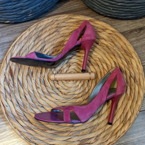 Used (W6.5) - BCBG PARIS Magenta Suede D'Orsay Sandal - Picture 5 of 10